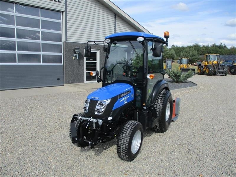 Solis 26 HST Med kabine, Turf dæk og frontlift samt fron - Farm tractor: picture 3 Solis 26 HST Med kabine, Turf dæk og frontlift samt fron - Farm tractor: picture 3