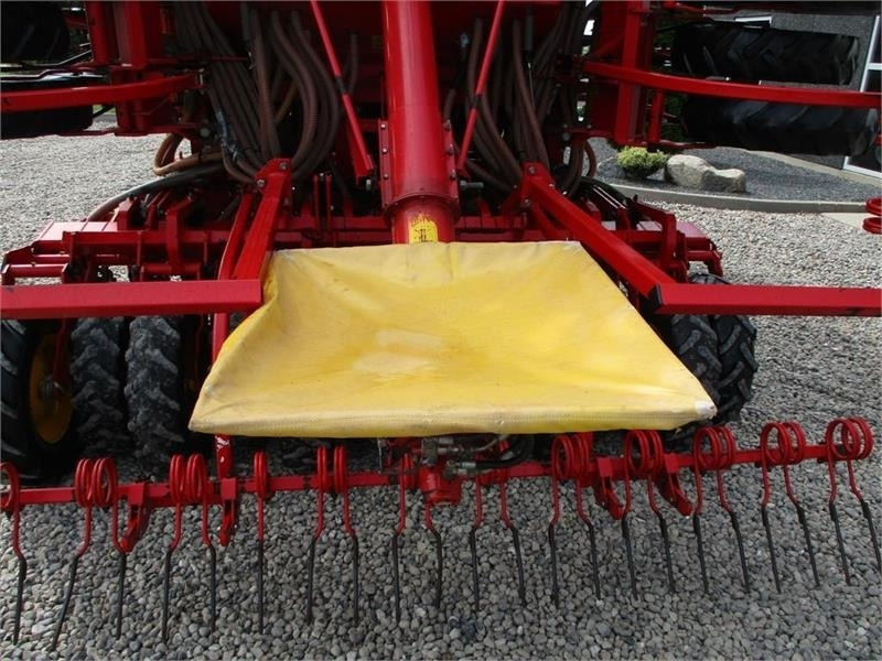 Vaderstad Rapid A800 S med fylde snegl, stor såsæt til små p - Seed drill: picture 5 Vaderstad Rapid A800 S med fylde snegl, stor såsæt til små p - Seed drill: picture 5
