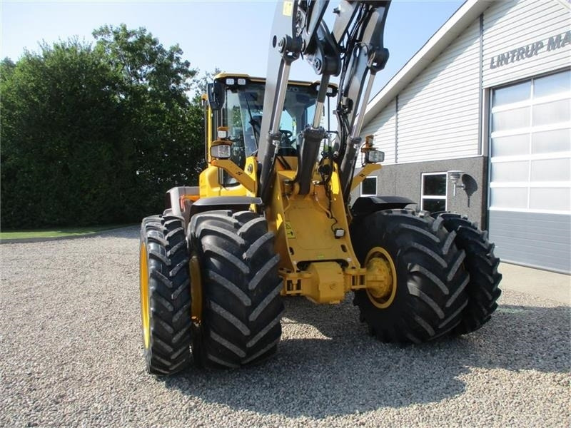 Volvo Tvillingehjul som passer til AGRI 750/65R26  - Wheel loader: picture 3 Volvo Tvillingehjul som passer til AGRI 750/65R26  - Wheel loader: picture 3