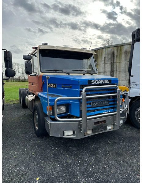 Scania T143-450 V8 HAUBER/NEUS/TORPEDO - Tractor unit: picture 1 Scania T143-450 V8 HAUBER/NEUS/TORPEDO - Tractor unit: picture 1