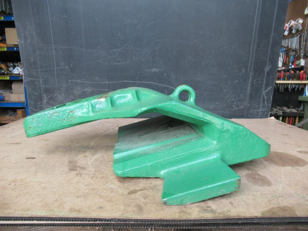 Esco TAC70x415-1 - - Attachment for Construction machinery: picture 1 Esco TAC70x415-1 - - Attachment for Construction machinery: picture 1