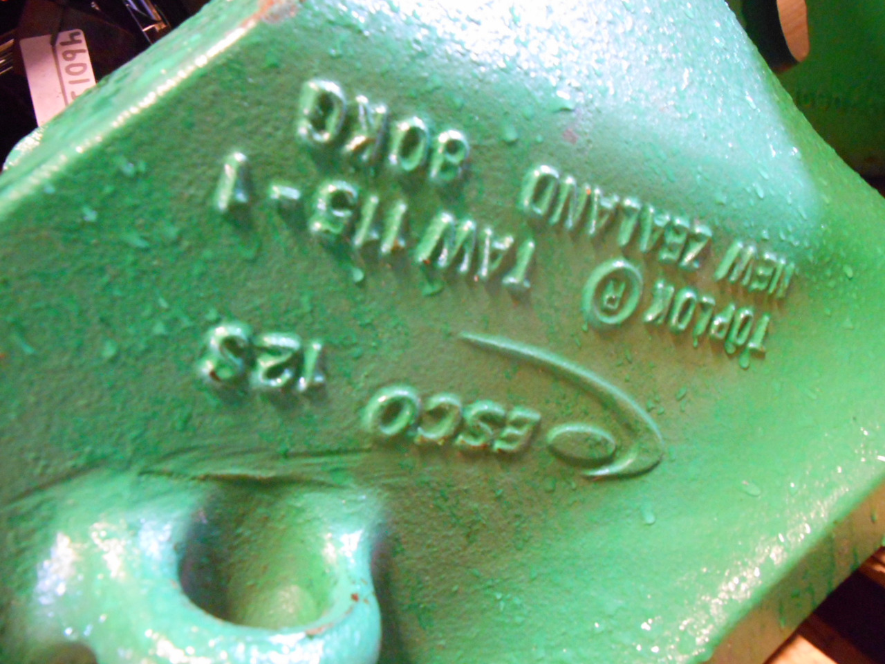 Esco TAW115-1 - - Attachment for Construction machinery: picture 4 Esco TAW115-1 - - Attachment for Construction machinery: picture 4