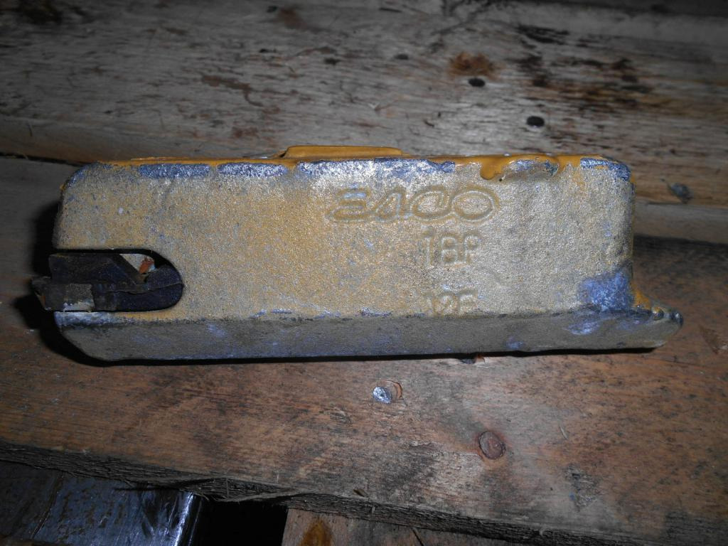 Esco TBP-12F - - Attachment for Construction machinery: picture 4 Esco TBP-12F - - Attachment for Construction machinery: picture 4