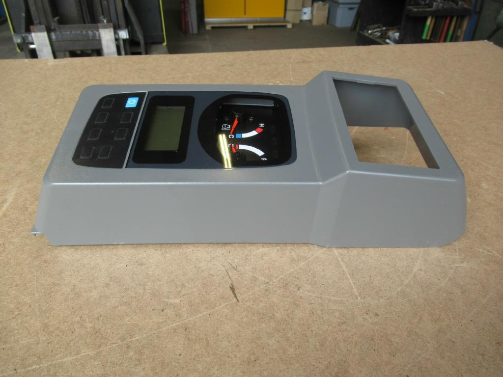 CNH YN59E00017F1 - - Dashboard for Construction machinery: picture 3 CNH YN59E00017F1 - - Dashboard for Construction machinery: picture 3