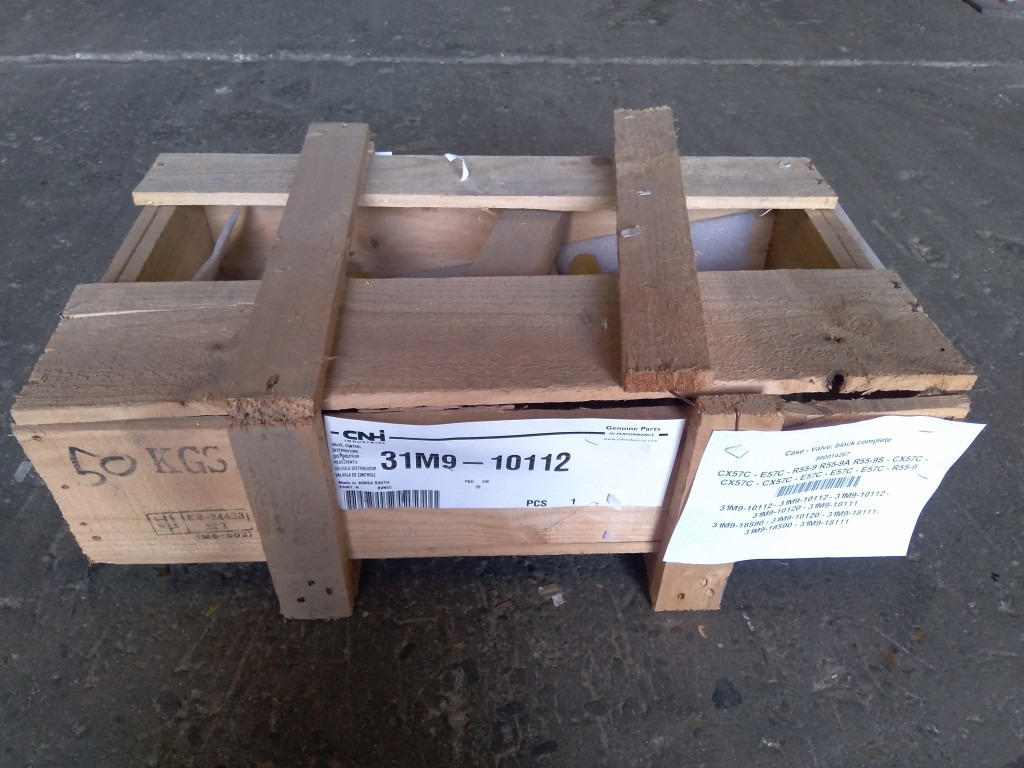 Case 31M9-10112 - 31M9-18590 - Hydraulic valve for Construction machinery: picture 2 Case 31M9-10112 - 31M9-18590 - Hydraulic valve for Construction machinery: picture 2