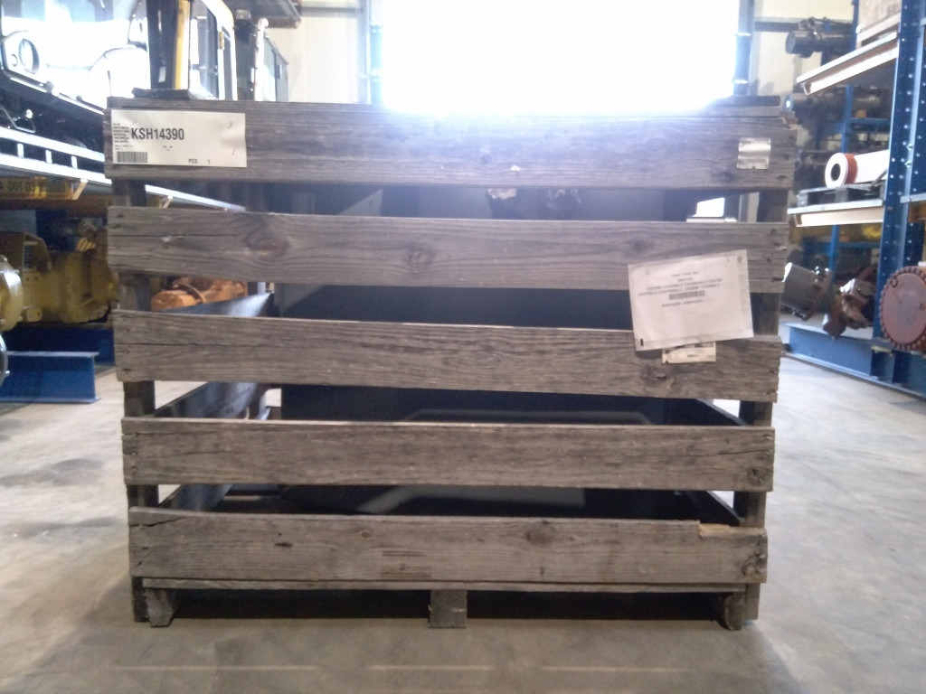 Case KSH14390 - KSH14391 - Fuel tank for Construction machinery: picture 2 Case KSH14390 - KSH14391 - Fuel tank for Construction machinery: picture 2