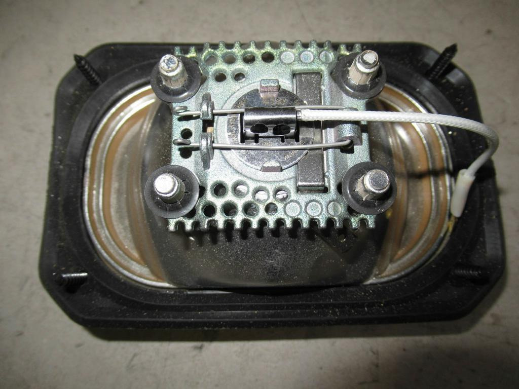Caterpillar 1097041 - - Lights/ Lighting for Construction machinery: picture 4 Caterpillar 1097041 - - Lights/ Lighting for Construction machinery: picture 4