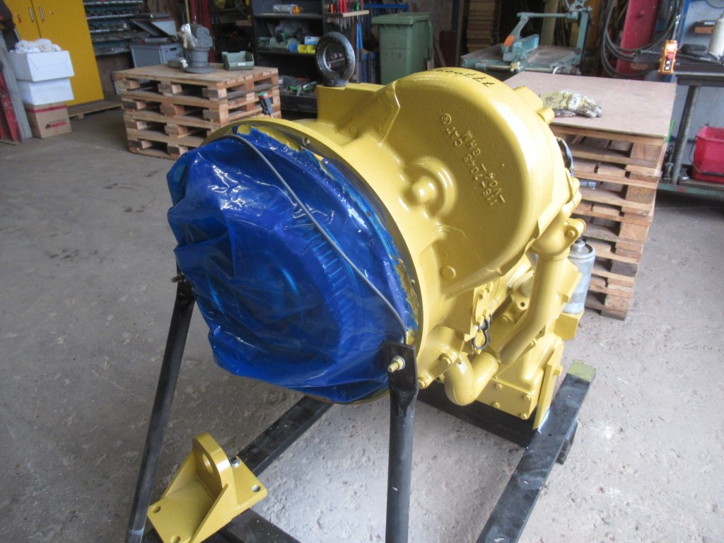 Caterpillar 1148945 - 1760056 - Gearbox for Construction machinery: picture 2 Caterpillar 1148945 - 1760056 - Gearbox for Construction machinery: picture 2