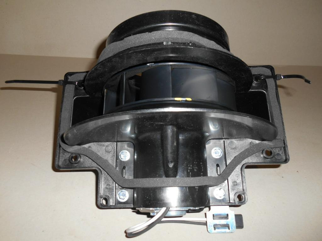 Caterpillar 1854783 - Blower motor for Construction machinery: picture 4 Caterpillar 1854783 - Blower motor for Construction machinery: picture 4