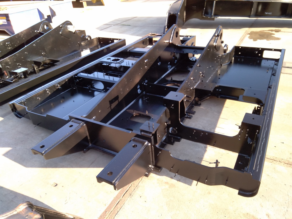 Caterpillar 318 - - Body and exterior for Construction machinery: picture 1 Caterpillar 318 - - Body and exterior for Construction machinery: picture 1