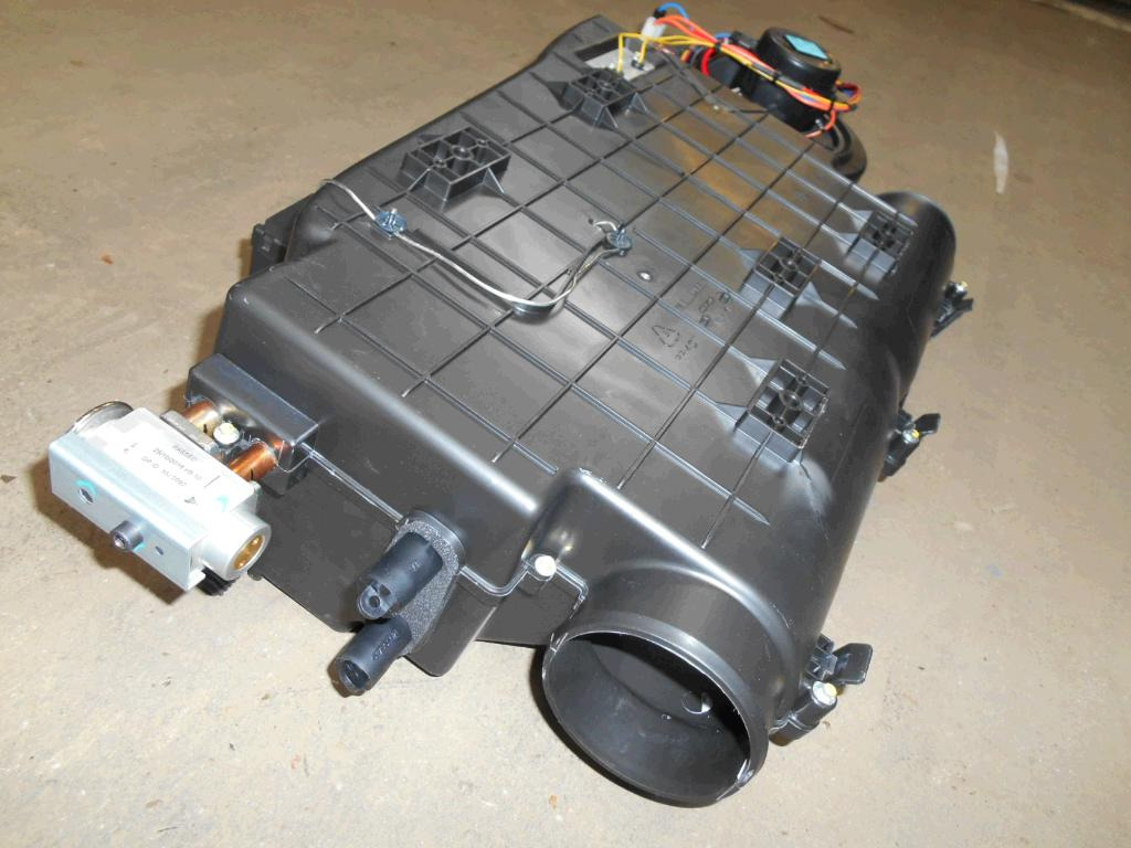 Caterpillar 3622490 - 4698419 - A/C part for Construction machinery: picture 2 Caterpillar 3622490 - 4698419 - A/C part for Construction machinery: picture 2