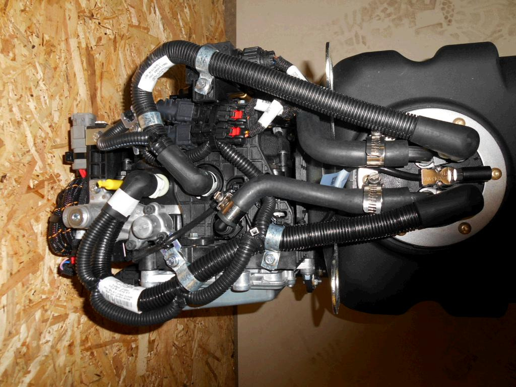 Caterpillar 3996151 - AdBlue tank for Construction machinery: picture 2 Caterpillar 3996151 - AdBlue tank for Construction machinery: picture 2