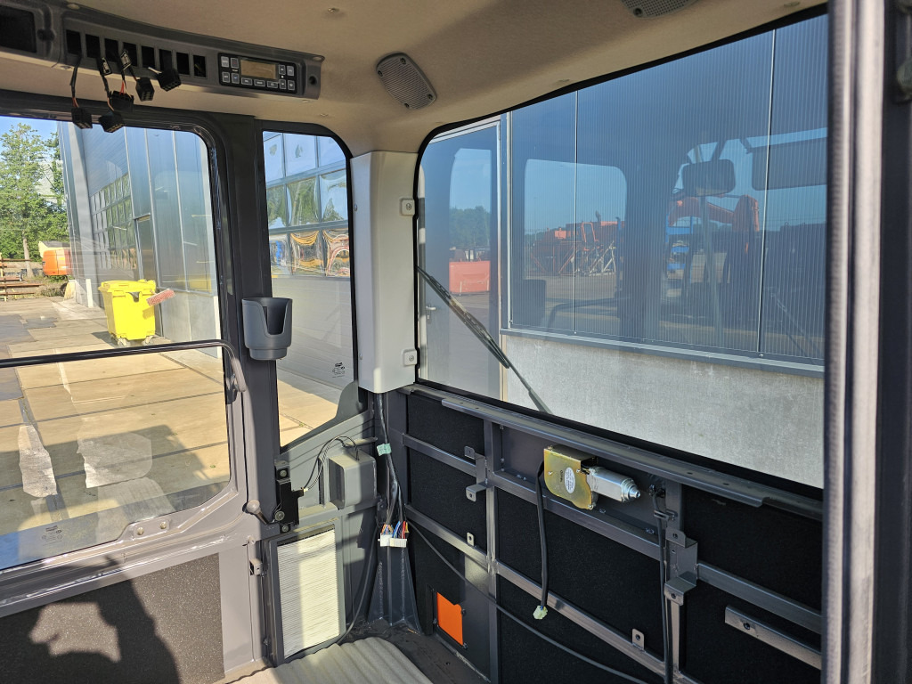 New Cab for Construction machinery Doosan 220101-00229T - 220101-00229X: picture 8 New Cab for Construction machinery Doosan 220101-00229T - 220101-00229X: picture 8