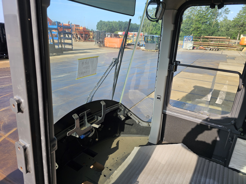 New Cab for Construction machinery Doosan 220101-00229T - 220101-00229X: picture 7 New Cab for Construction machinery Doosan 220101-00229T - 220101-00229X: picture 7