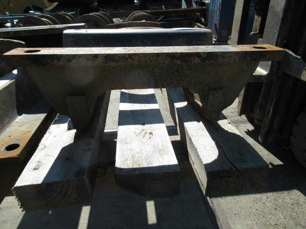 Hyundai 81EH-30010 - Track for Crawler excavator: picture 2 Hyundai 81EH-30010 - Track for Crawler excavator: picture 2