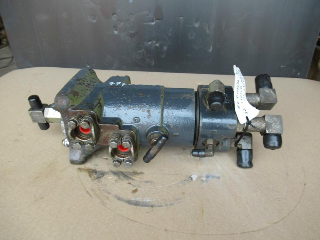 Komatsu PC240LC-7K - - Hydraulics for Construction machinery: picture 1 Komatsu PC240LC-7K - - Hydraulics for Construction machinery: picture 1