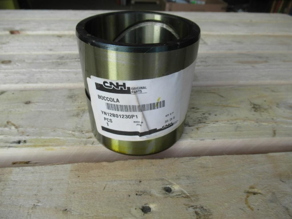 New Holland YN12B01230P1 - Piston/ Ring/ Bushing for Construction machinery: picture 1 New Holland YN12B01230P1 - Piston/ Ring/ Bushing for Construction machinery: picture 1