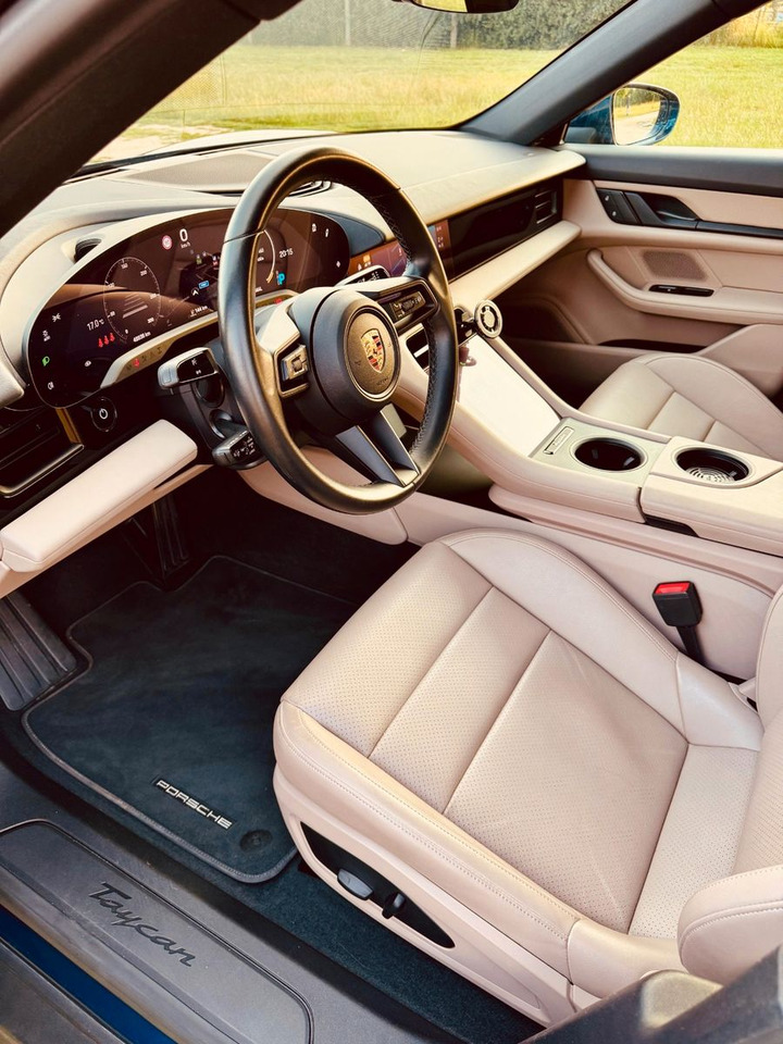 Coupe Porsche Taycan CR: picture 10