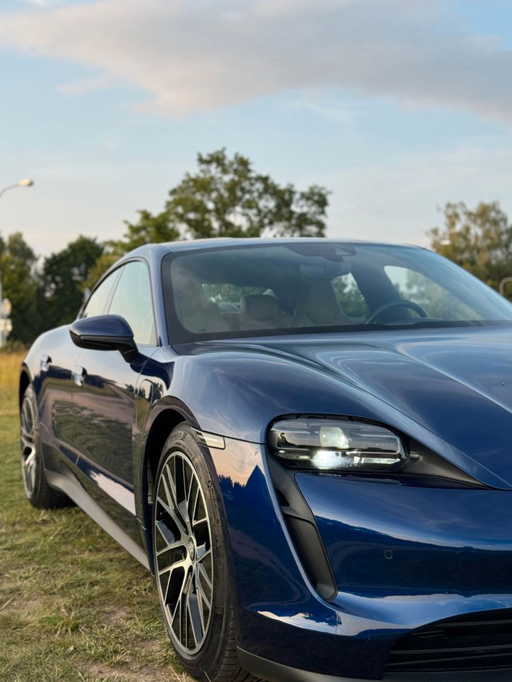 Coupe Porsche Taycan CR: picture 7