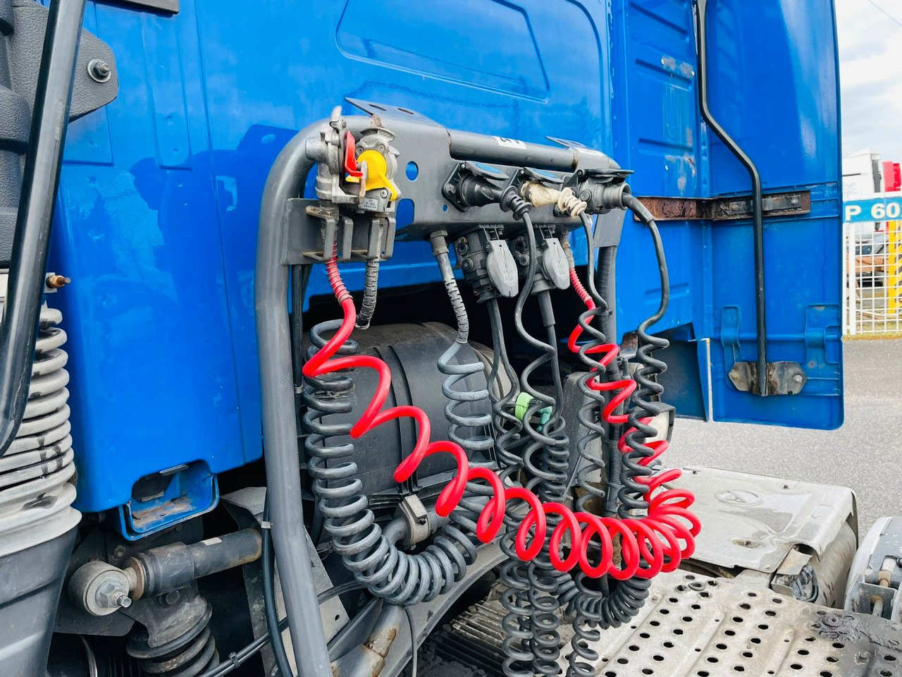Volvo FH 420 EEV MEGA - Tractor unit: picture 5 Volvo FH 420 EEV MEGA - Tractor unit: picture 5