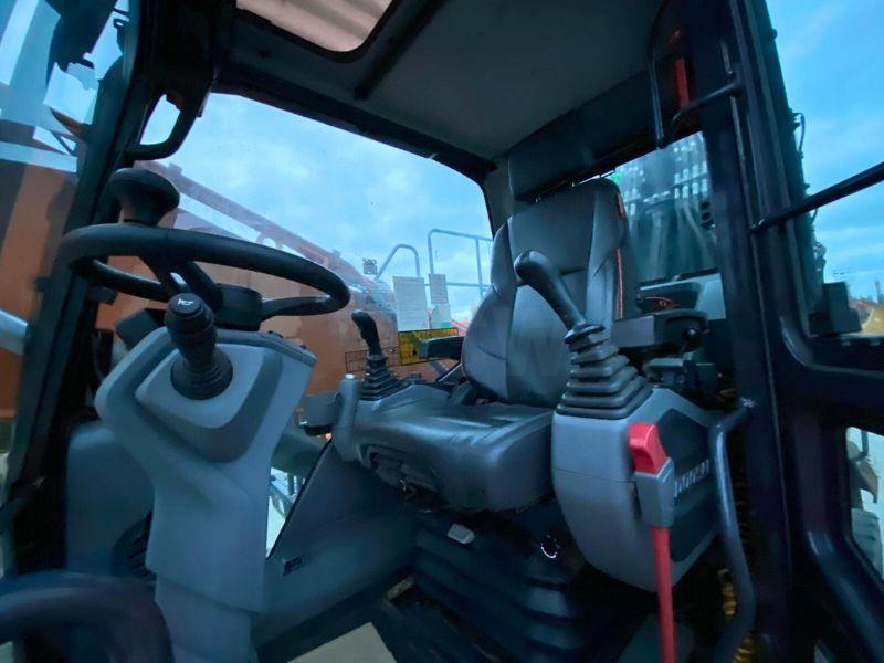 Doosan DX 250 W - Wheel excavator: picture 5 Doosan DX 250 W - Wheel excavator: picture 5