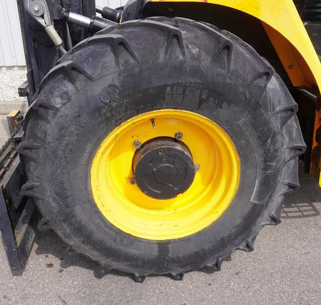Jcb 940-4 - Rough terrain forklift: picture 5 Jcb 940-4 - Rough terrain forklift: picture 5
