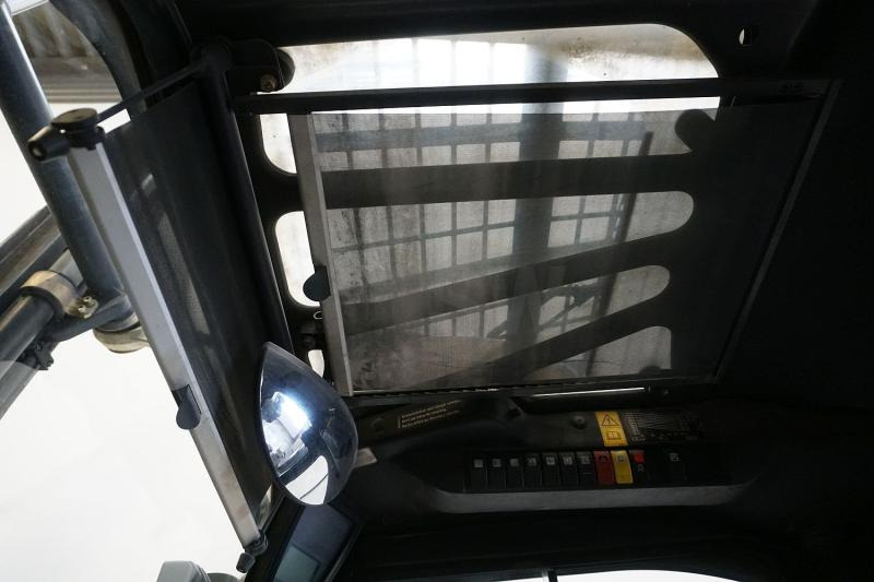 Diesel forklift Linde H 25 D EVO 392-02: picture 8