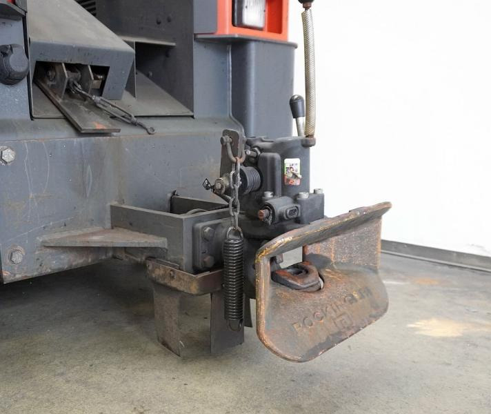Tow tractor Linde P 250 127-05: picture 6