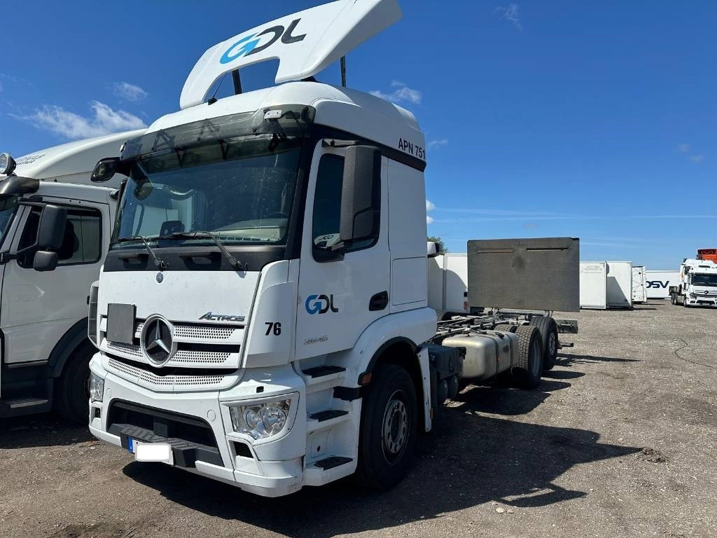 Mercedes-Benz Actros 2546 Serie 9375 - Cab chassis truck: picture 1 Mercedes-Benz Actros 2546 Serie 9375 - Cab chassis truck: picture 1