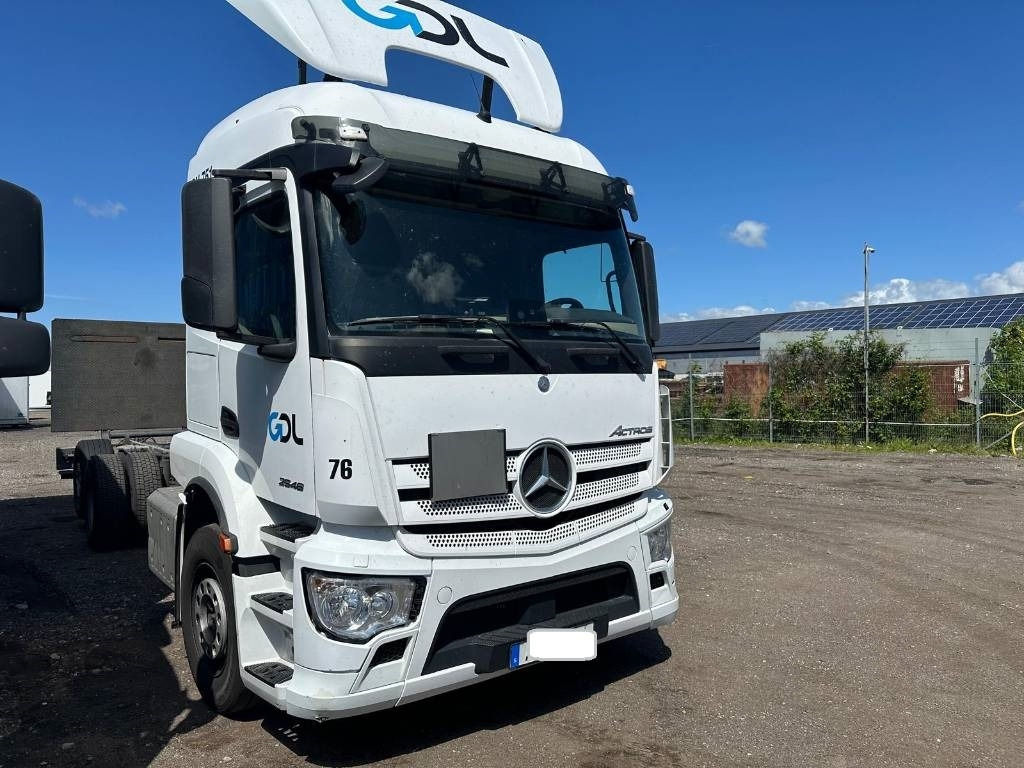Mercedes-Benz Actros 2546 Serie 9375 - Cab chassis truck: picture 2 Mercedes-Benz Actros 2546 Serie 9375 - Cab chassis truck: picture 2