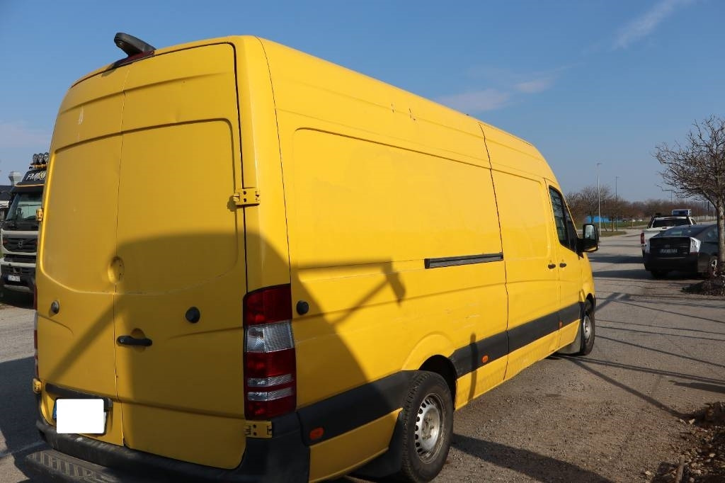 Mercedes-Benz SPRINTER - Panel van: picture 4 Mercedes-Benz SPRINTER - Panel van: picture 4