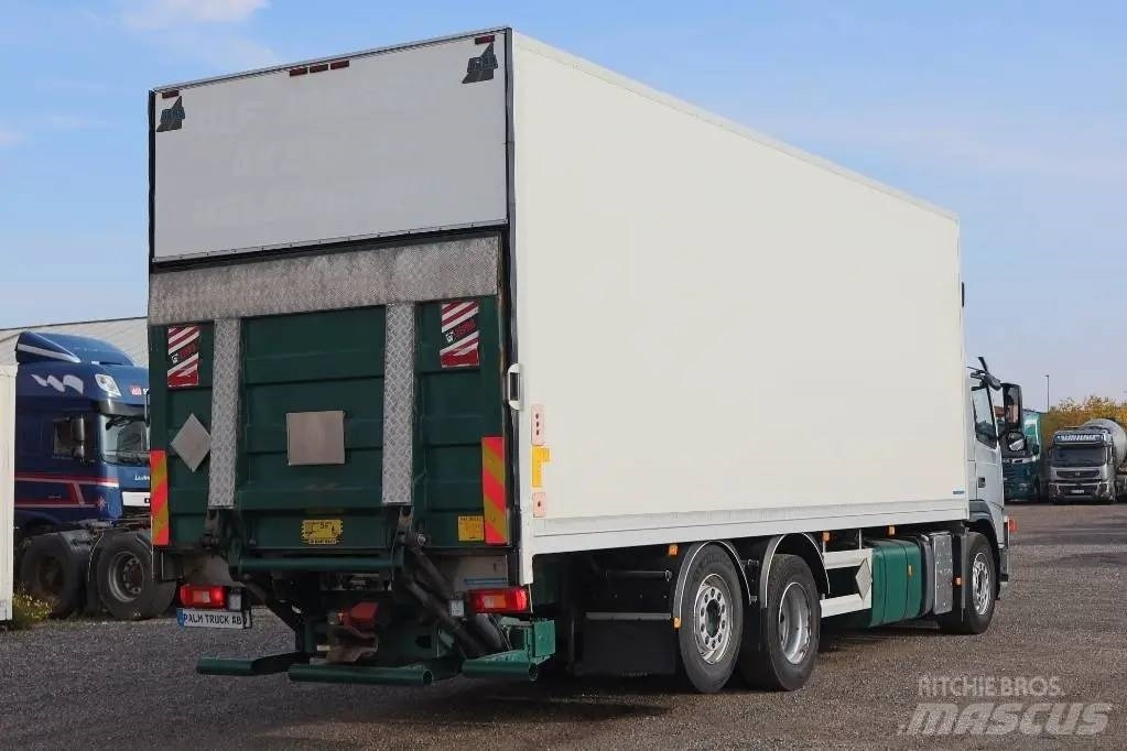 Volvo FM-440 6*2 Serie 8137 - Refrigerator truck: picture 4 Volvo FM-440 6*2 Serie 8137 - Refrigerator truck: picture 4