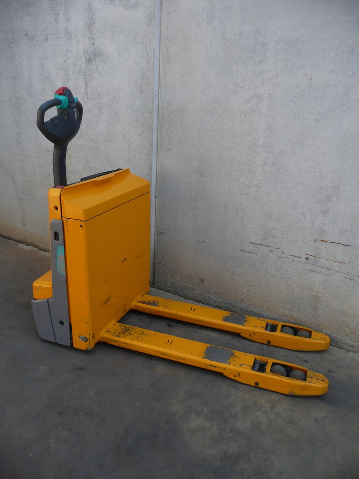 Jungheinrich EJE 116i LI-ION - Pallet truck: picture 4 Jungheinrich EJE 116i LI-ION - Pallet truck: picture 4