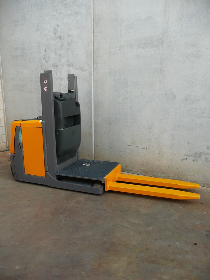 Jungheinrich EKS 110L 100E - Order picker: picture 4 Jungheinrich EKS 110L 100E - Order picker: picture 4