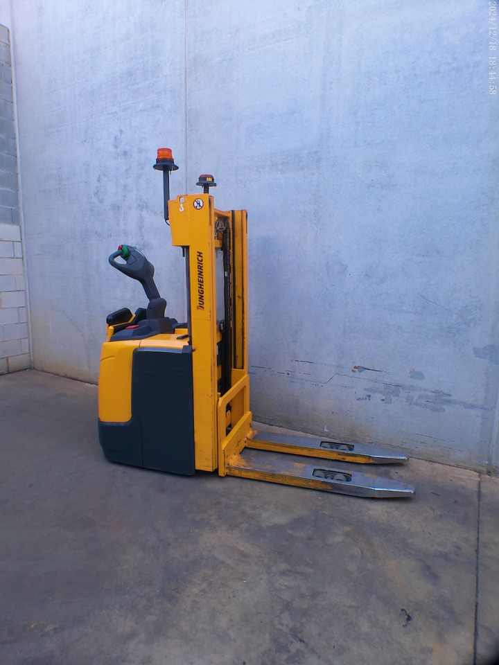 Jungheinrich ERC 216 240 ZT - Stacker: picture 4 Jungheinrich ERC 216 240 ZT - Stacker: picture 4