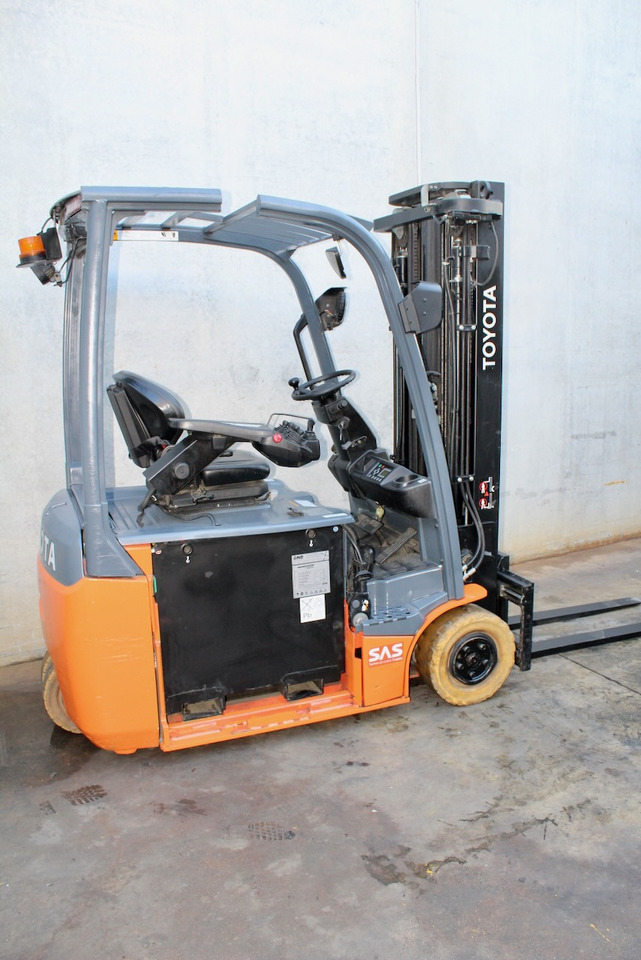Toyota 8FBE16T - Electric forklift: picture 2 Toyota 8FBE16T - Electric forklift: picture 2