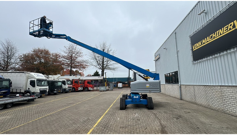 Telescopic boom Genie S 45 Trax: picture 16