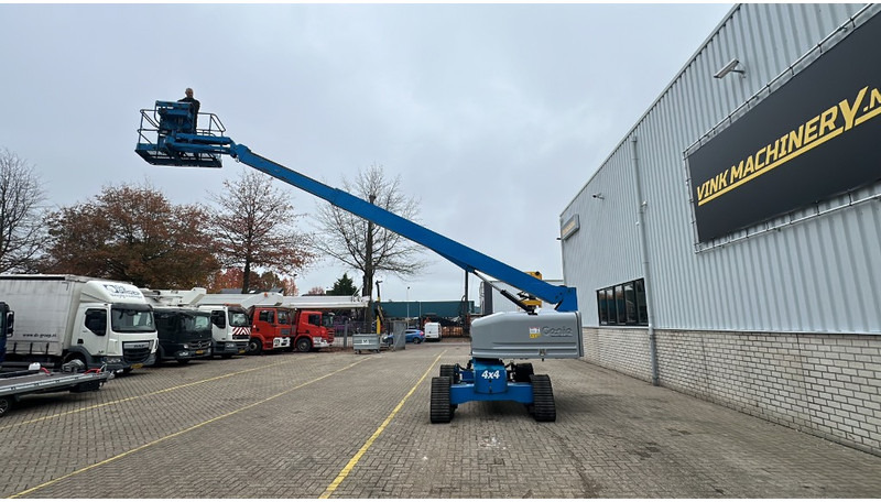 Telescopic boom Genie S 45 Trax: picture 17
