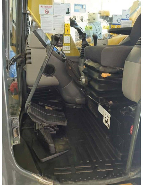 Komatsu PC78US-10 - Mini excavator: picture 5 Komatsu PC78US-10 - Mini excavator: picture 5