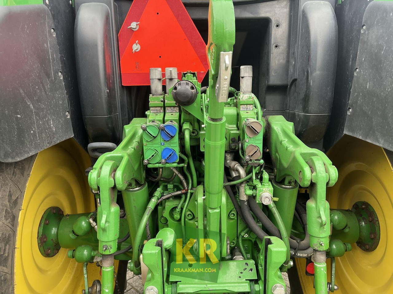 John Deere 6115R - Farm tractor: picture 1 John Deere 6115R - Farm tractor: picture 1