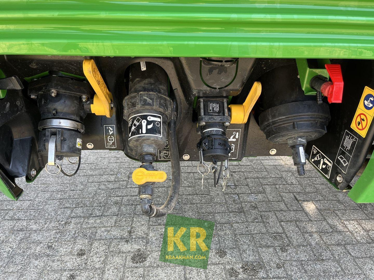 Sprayer John Deere R944I: picture 8 Sprayer John Deere R944I: picture 8