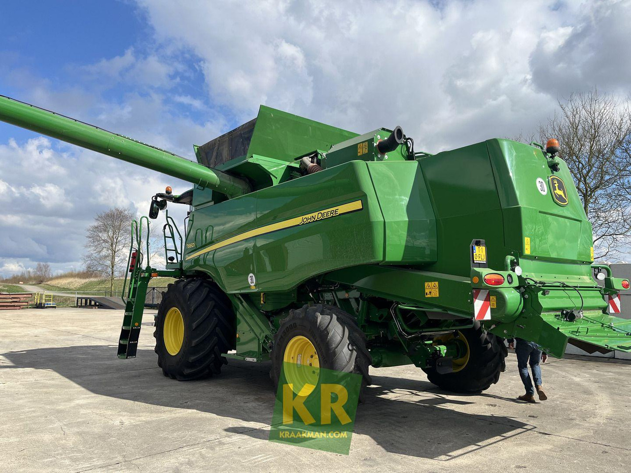 John Deere T660 - Combine harvester: picture 4 John Deere T660 - Combine harvester: picture 4