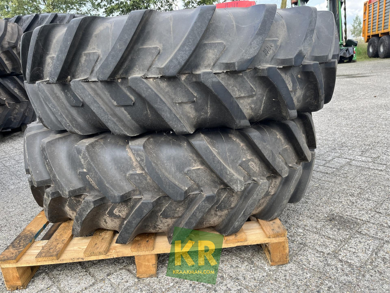 Michelin Agribib 380/85R30  - Wheel and tire package for Agricultural machinery: picture 1 Michelin Agribib 380/85R30  - Wheel and tire package for Agricultural machinery: picture 1