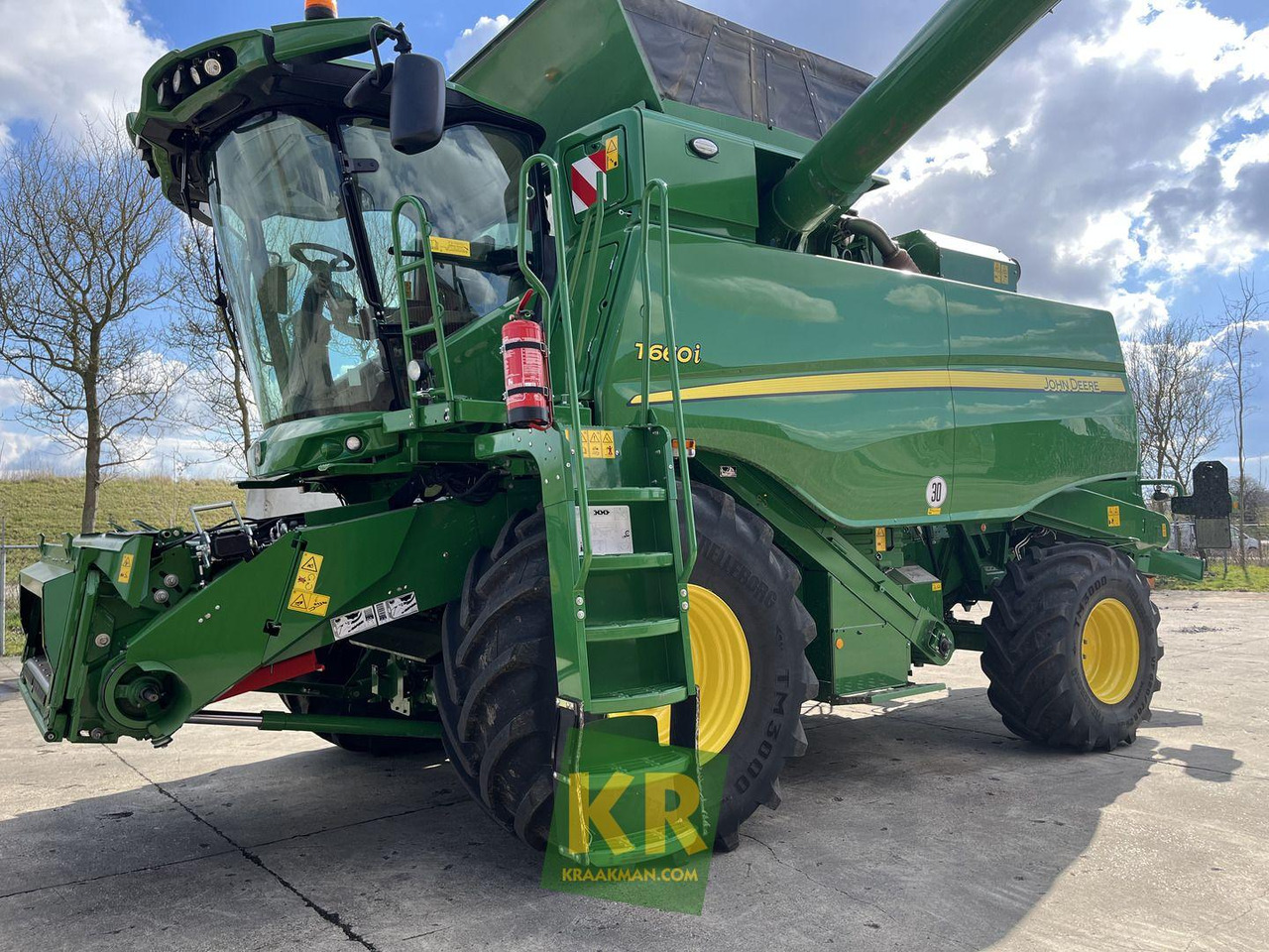 T660 John Deere - Combine harvester: picture 1 T660 John Deere - Combine harvester: picture 1