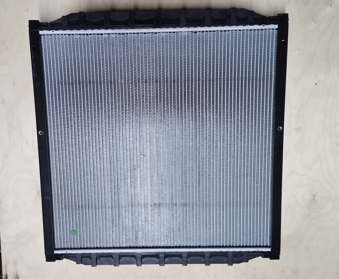 CHŁODNICA WODY MAN L2000 M2000 81061016447 51569 D0824 D0834 D0826 D0836 - Radiator: picture 2 CHŁODNICA WODY MAN L2000 M2000 81061016447 51569 D0824 D0834 D0826 D0836 - Radiator: picture 2