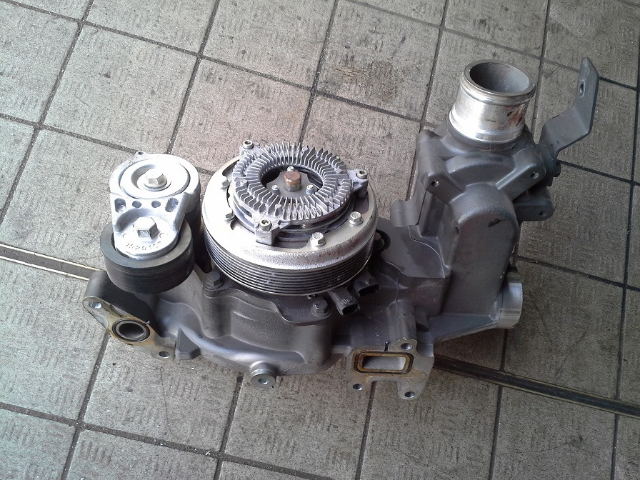 POMPA WODY OBUDOWA POMPY DAF XF 106 440 MX11 1993420 - Coolant pump: picture 1 POMPA WODY OBUDOWA POMPY DAF XF 106 440 MX11 1993420 - Coolant pump: picture 1