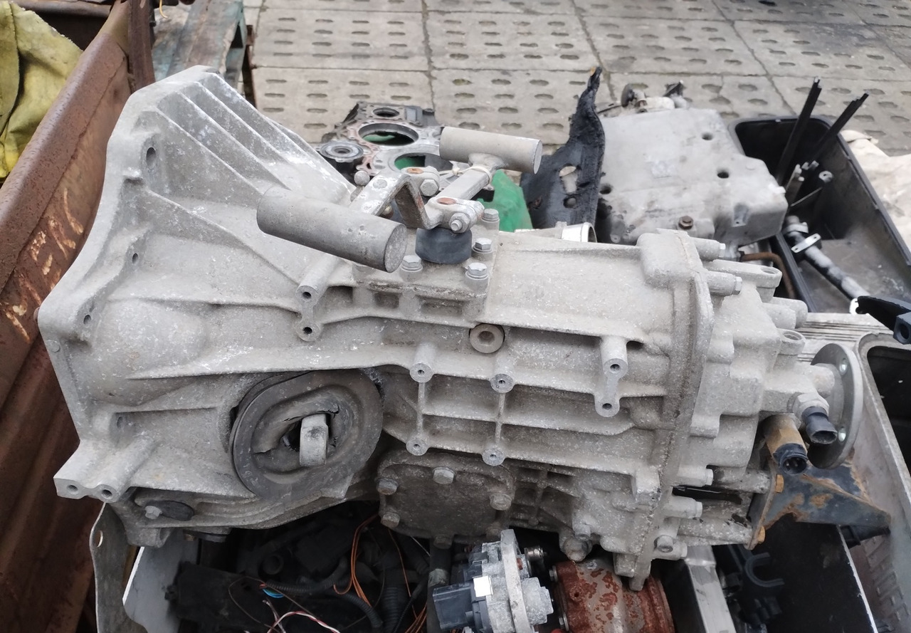SKRZYNIA BIEGÓW IVECO DAILY 06-11 5S-300 8872447 - Gearbox for Van: picture 1 SKRZYNIA BIEGÓW IVECO DAILY 06-11 5S-300 8872447 - Gearbox for Van: picture 1