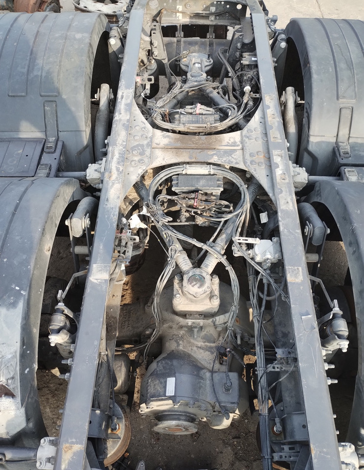 VOLVO FH 6X4 2023 RTS2370A 2.83 LIFTING AXLE - Axle and parts: picture 2 VOLVO FH 6X4 2023 RTS2370A 2.83 LIFTING AXLE - Axle and parts: picture 2