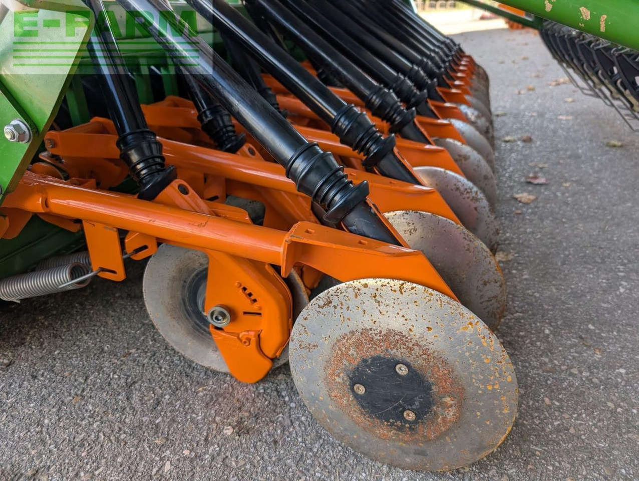 Amazone kx 3000 + ad 303 special - Combine seed drill: picture 1 Amazone kx 3000 + ad 303 special - Combine seed drill: picture 1