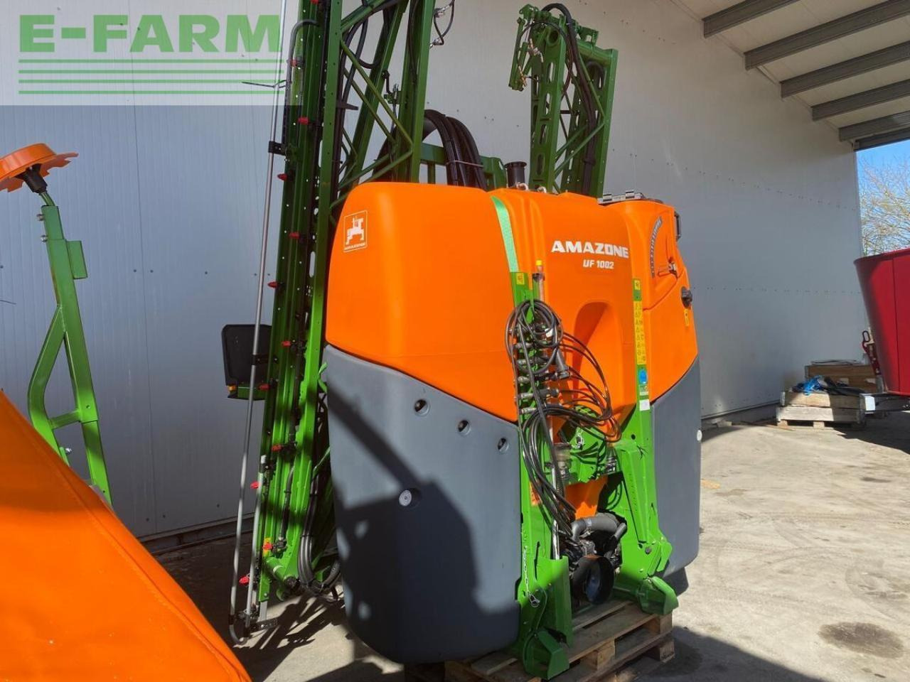 Amazone uf 1002 - Trailed sprayer: picture 4 Amazone uf 1002 - Trailed sprayer: picture 4